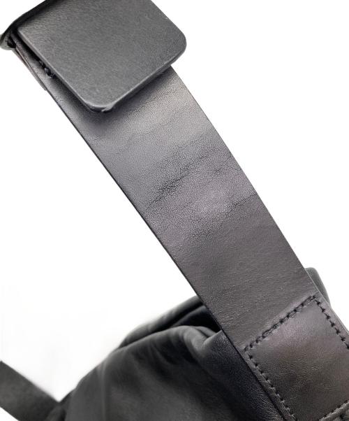 TOUGH（タフ）TOUGH (タフ) ショルダーバッグ ブラックの古着・服飾アイテム