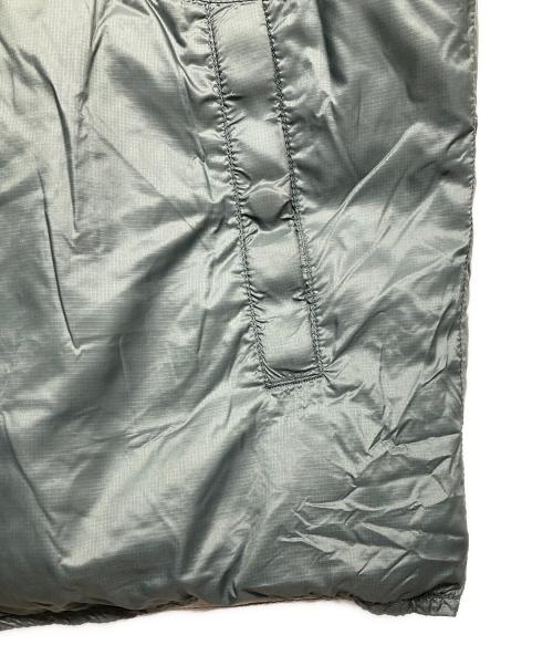 THE NORTH FACE（ザ ノース フェイス）THE NORTH FACE (ザ ノース フェイス) REVERSIBLE DOWN CARDIGAN グレー サイズ:Mの古着・服飾アイテム