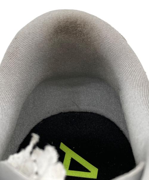 adidas（アディダス）adidas (アディダス) アディゼロ Evo SL グレー サイズ:27.5の古着・服飾アイテム