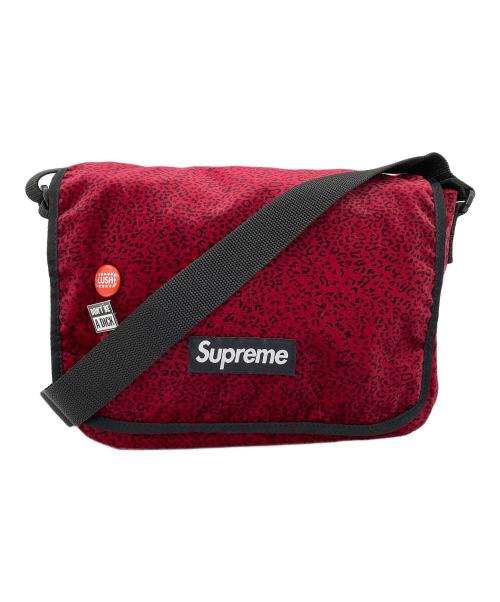 SUPREME（シュプリーム）Supreme (シュプリーム) Velvet Small Messenger Bag レッドの古着・服飾アイテム