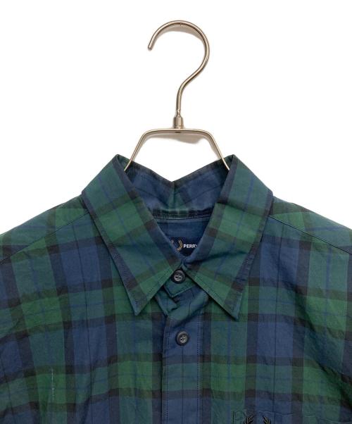 FRED PERRY（フレッドペリー）FRED PERRY (フレッドペリー) チェックシャツ グリーン サイズ:Mの古着・服飾アイテム