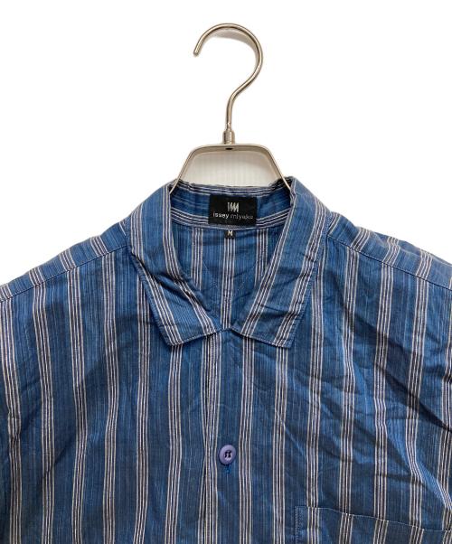 ISSEY MIYAKE（イッセイミヤケ）ISSEY MIYAKE (イッセイミヤケ) 半袖シャツ ブルー サイズ:Mの古着・服飾アイテム
