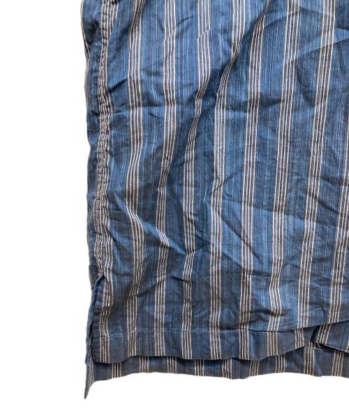 ISSEY MIYAKE（イッセイミヤケ）ISSEY MIYAKE (イッセイミヤケ) 半袖シャツ ブルー サイズ:Mの古着・服飾アイテム