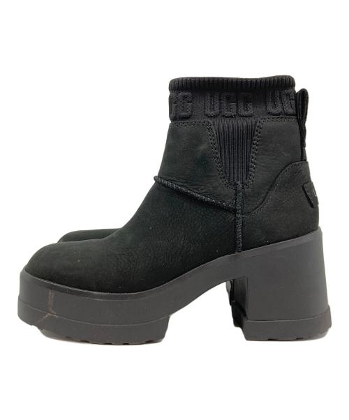 UGG（アグ）UGG (アグ) Moxy Chelsea ブーツ ブラック サイズ:24の古着・服飾アイテム
