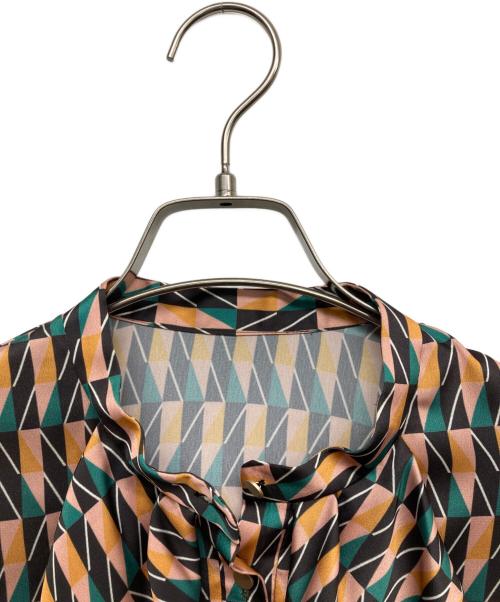 ANAYI（アナイ）ANAYI (アナイ) 総柄ボウタイブラウス グリーン サイズ:36の古着・服飾アイテム