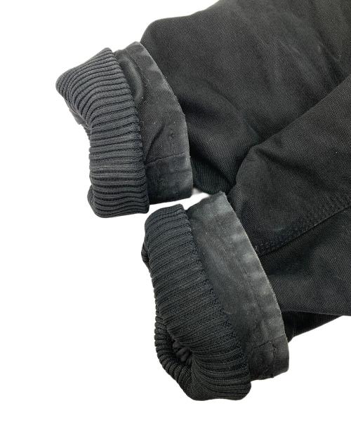 CarHartt（カーハート）CarHartt (カーハート) シベリアンパーカー ブラック サイズ:Mの古着・服飾アイテム