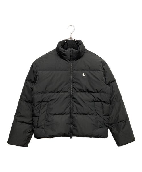 Calvin Klein（カルバンクライン）Calvin Klein (カルバンクライン) ショートレングススタンドカラーダウンジャケット ブラック サイズ:Sの古着・服飾アイテム