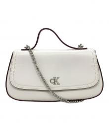 Calvin Klein（カルバンクライン）の古着「チェーンストラップ付ショルダーバッグ」｜ホワイト