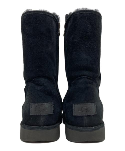 UGG（アグ）UGG (アグ) アブリーショートブーツ ブラック サイズ:24の古着・服飾アイテム