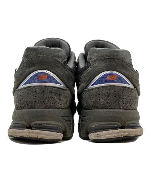 NEW BALANCE（ニューバランス）NEW BALANCE (ニューバランス) BEAMS (ビームス) 別注2002R ゴアテックス ローカットスニーカー グレー サイズ:28の古着・服飾アイテム
