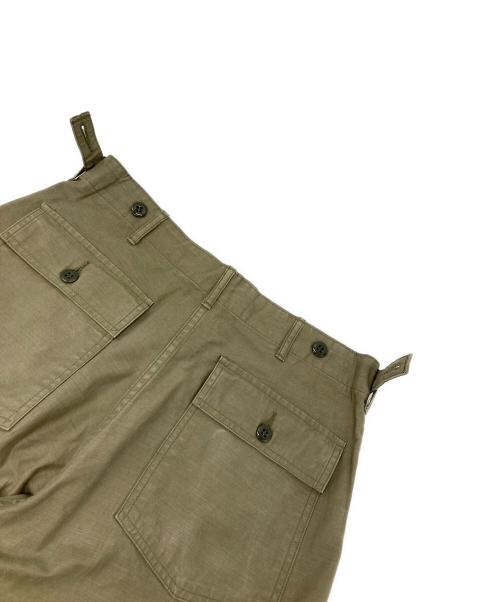 TCB jeans（ティーシービー ジーンズ）TCB JEANS (ティーシービー ジーンズ) ベイカーパンツ カーキ サイズ:Lの古着・服飾アイテム