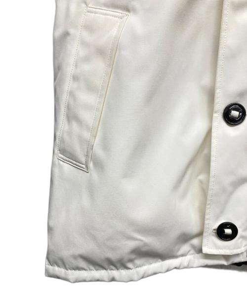 CANADA GOOSE（カナダグース）CANADA GOOSE (カナダグース) CHATEAU PARKA BLACK LABELダウンジャケット ホワイト サイズ:XLの古着・服飾アイテム