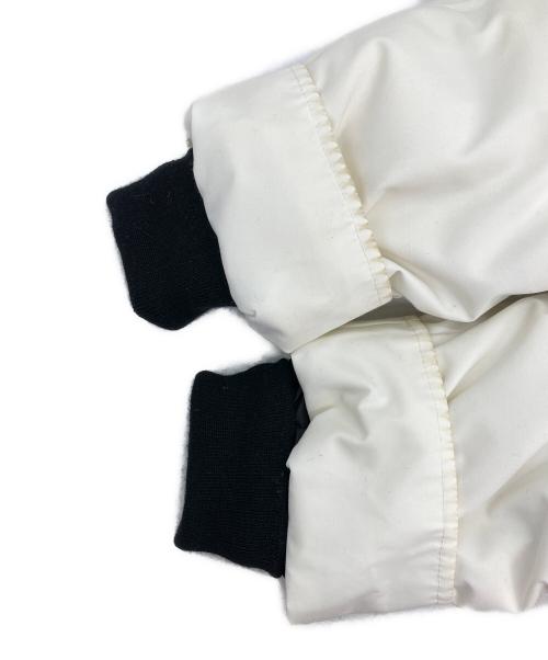 CANADA GOOSE（カナダグース）CANADA GOOSE (カナダグース) CHATEAU PARKA BLACK LABELダウンジャケット ホワイト サイズ:XLの古着・服飾アイテム