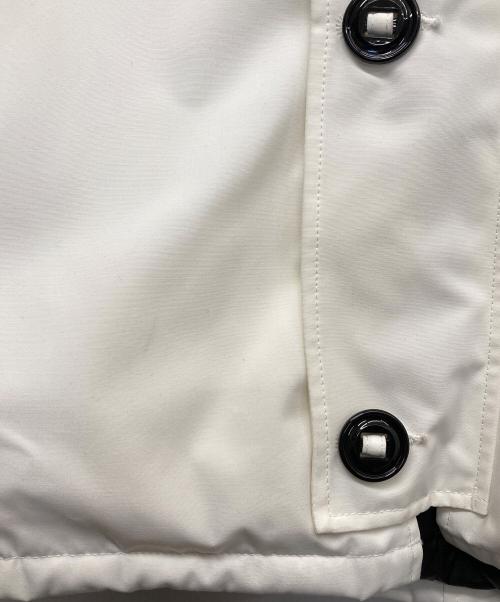 CANADA GOOSE（カナダグース）CANADA GOOSE (カナダグース) CHATEAU PARKA BLACK LABELダウンジャケット ホワイト サイズ:XLの古着・服飾アイテム