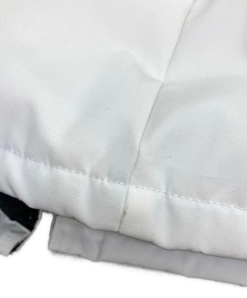 CANADA GOOSE（カナダグース）CANADA GOOSE (カナダグース) CHATEAU PARKA BLACK LABELダウンジャケット ホワイト サイズ:XLの古着・服飾アイテム