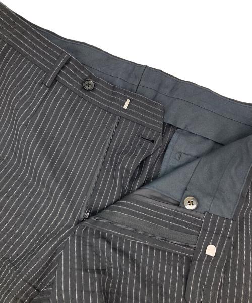 BURBERRY LONDON（バーバリーロンドン）BURBERRY LONDON (バーバリーロンドン) ストライプ2Bウールセットアップスーツ ブラック サイズ:38Rの古着・服飾アイテム