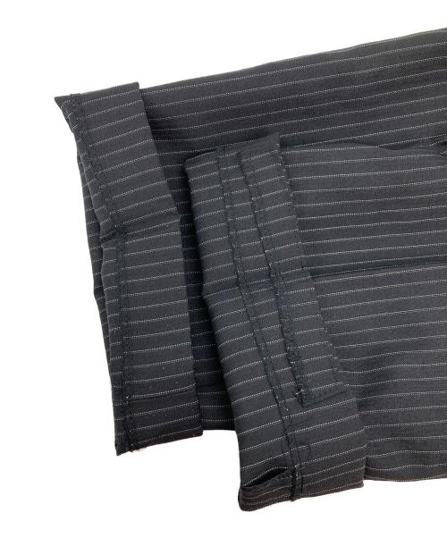 BURBERRY LONDON（バーバリーロンドン）BURBERRY LONDON (バーバリーロンドン) ストライプ2Bウールセットアップスーツ ブラック サイズ:38Rの古着・服飾アイテム