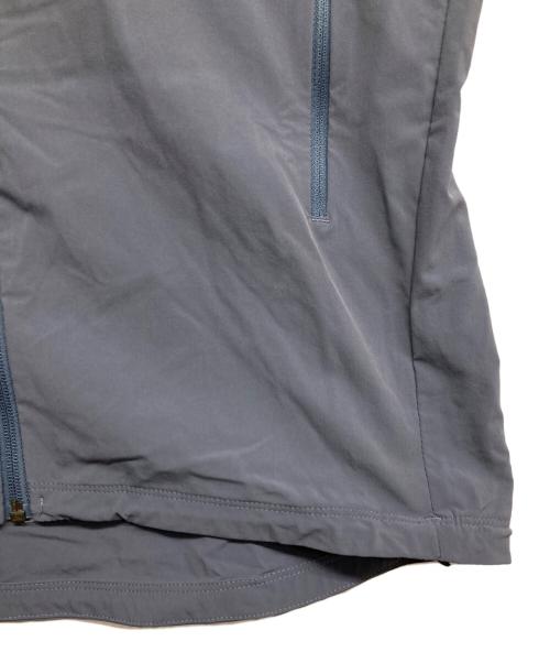 HAGLOFS（ホグロフス）HAGLOFS (ホグロフス) トレッコ フードナイロンジャケット グレー サイズ:Mの古着・服飾アイテム