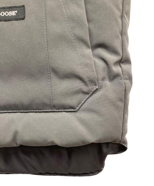 CANADA GOOSE（カナダグース）CANADA GOOSE (カナダグース) WINDSOR VEST グレー サイズ:Mの古着・服飾アイテム