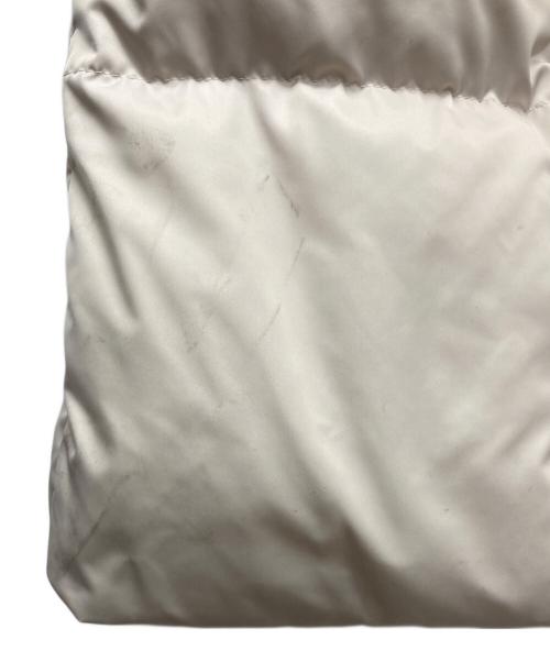 UNTITLED（アンタイトル）UNTITLED (アンタイトル) ダウンコート ベージュ サイズ:2の古着・服飾アイテム