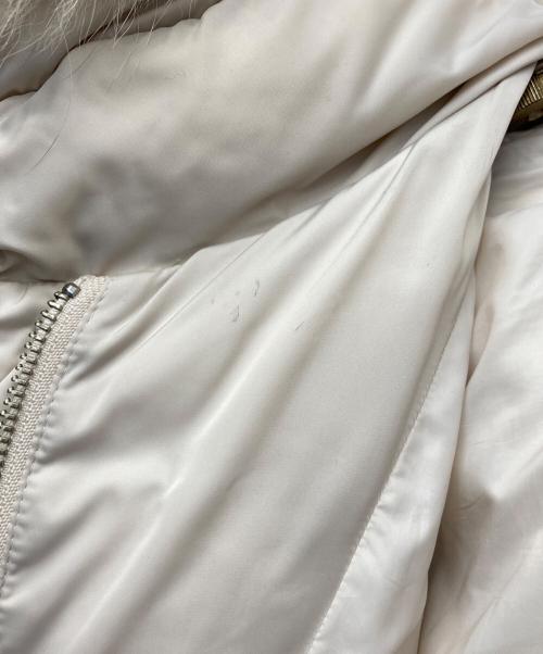 UNTITLED（アンタイトル）UNTITLED (アンタイトル) ダウンコート ベージュ サイズ:2の古着・服飾アイテム