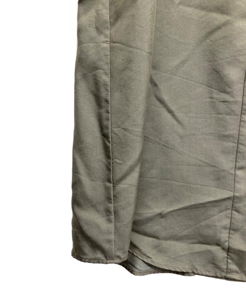 UNTITLED（アンタイトル）UNTITLED (アンタイトル) フェミニンラッフルブラウス グリーン サイズ:38の古着・服飾アイテム