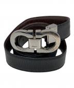 Ferragamoフェラガモ）の古着「ダブルガンチーニプレートベルト」｜ブラック