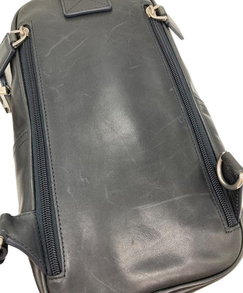 BALLY（バリー）BALLY (バリー) レザーボディーバッグ ブラックの古着・服飾アイテム