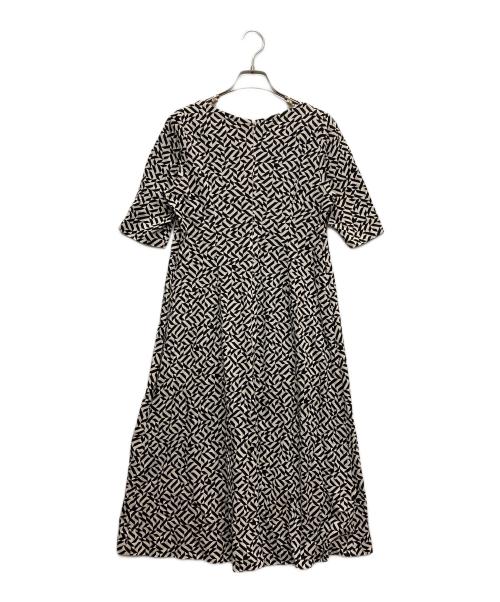 Sybilla（シビラ）Sybilla (シビラ) キカ柄フレアワンピース ブラック サイズ:Mの古着・服飾アイテム