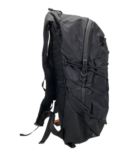 TIGHTBOOTH PRODUCTION（タイトブースプロダクション）TIGHTBOOTH PRODUCTION (タイトブースプロダクション) SauRas Being (ソーラス ビーイング) バックパック ブラック サイズ:W51cm.H28cm.D15cm 未使用品の古着・服飾アイテム