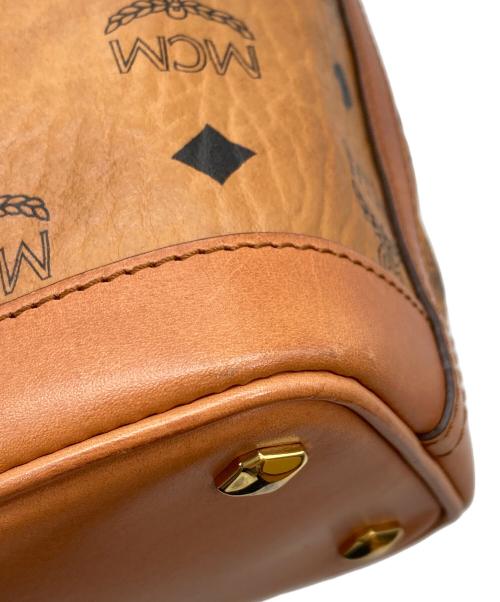 MCM（エムシーエム）MCM (エムシーエム) ヴィセトスドローストリングショルダーバッグ ブラウンの古着・服飾アイテム