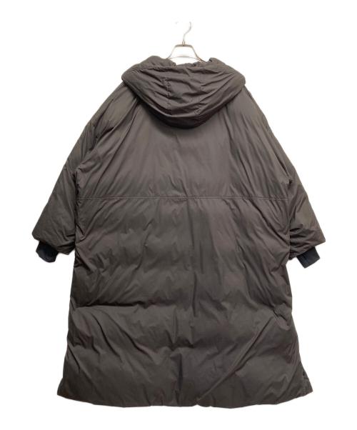 NANGA（ナンガ）NANGA (ナンガ) emmi atelier (エミアトリエ) リバーシブルロングダウンコート ブラック サイズ:Fの古着・服飾アイテム