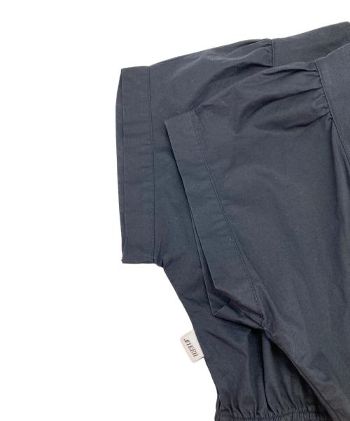 NIEEH（二ヒ）NIEEH (二ヒ) ロゴ刺繍ショートスリーブワンピース ネイビー サイズ:1の古着・服飾アイテム