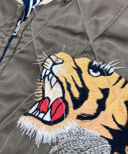 テーラー東洋（テーラートウヨウ）テーラー東洋 (テーラートウヨウ) サテンxサテン キルティングリバーシブルスタジャン ブラウン×ネイビー サイズ:Lの古着・服飾アイテム