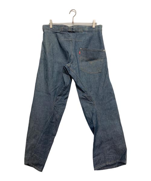 LEVI'S（リーバイス）LEVI'S (リーバイス) 立体裁断シンチバックデニムパンツ インディゴ サイズ:W33の古着・服飾アイテム