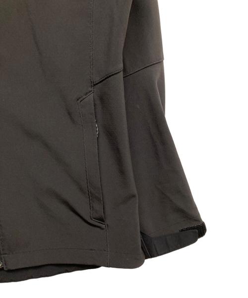 Patagonia（パタゴニア）Patagonia (パタゴニア) ソフトシェルジップアップジャケット ブラック サイズ:Sの古着・服飾アイテム