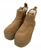 UGGアグ）の古着「Neumel Platform Chelsea」｜ブラウン