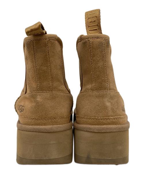 UGG（アグ）UGG (アグ) Neumel Platform Chelsea ブラウン サイズ:23の古着・服飾アイテム
