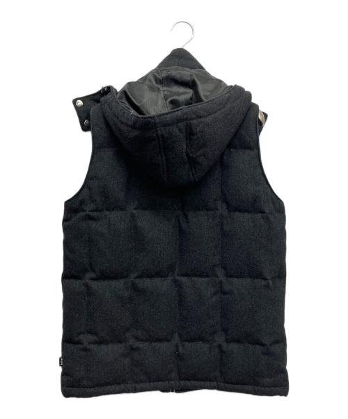 stussy（ステューシー）stussy (ステューシー) フーデットダウンベスト ブラック サイズ:Mの古着・服飾アイテム