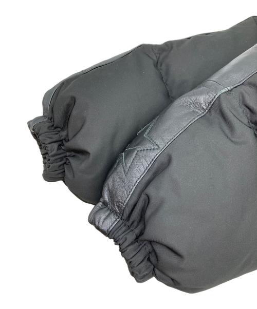 SUPREME（シュプリーム）Supreme (シュプリーム) Star Sleeve Down Puffer Jacket ブラック サイズ:Lの古着・服飾アイテム