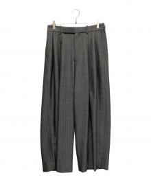 MARKA（マーカ）の古着「TWO TUCK BAGGY TROUSERS -TUMBLED WOOL SERGE-」｜グレー