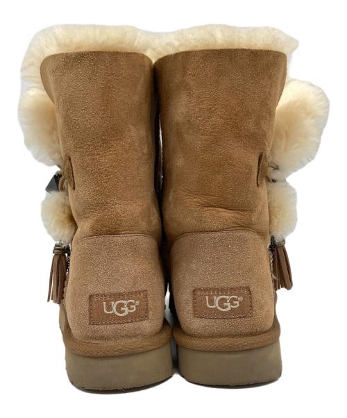 UGG（アグ）UGG (アグ) リロウムートンブーツ ベージュ サイズ:25の古着・服飾アイテム