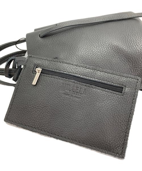 MILLELA FIRENZE（ミレッラフィレンツェ）MILLELA FIRENZE (ミレッラフィレンツェ) シュリンクレザーミニトートバッグ ブラック 未使用品の古着・服飾アイテム