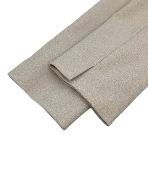 icB（アイシービー）icB (アイシービー) Fiedノーカラージャケット ベージュ サイズ:4の古着・服飾アイテム