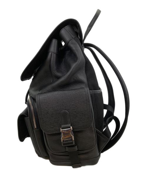 MICHAEL KORS（マイケル・コース）MICHAEL KORS (マイケル・コース) HUDSON ユーティリティー バックパック ブラックの古着・服飾アイテム