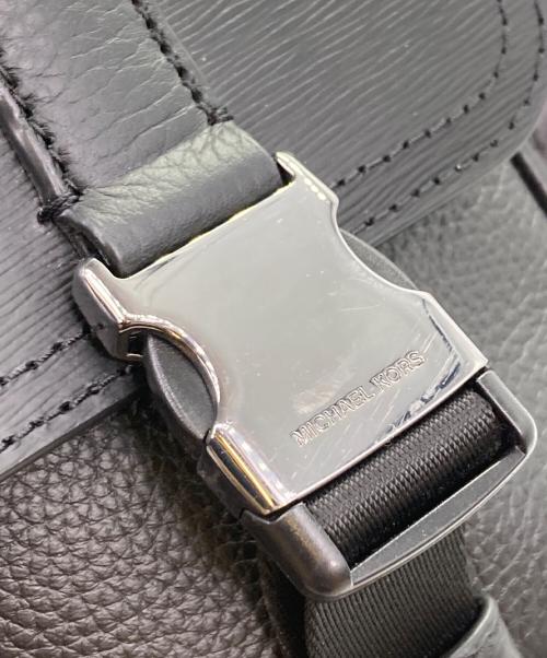 MICHAEL KORS（マイケル・コース）MICHAEL KORS (マイケル・コース) HUDSON ユーティリティー バックパック ブラックの古着・服飾アイテム