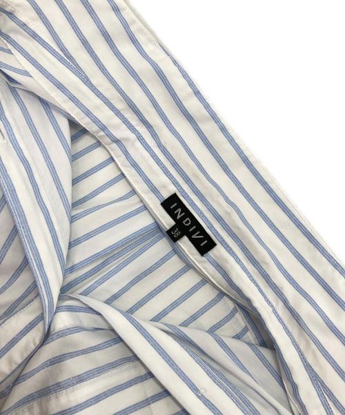 INDIVI（インディヴィ）INDIVI (インディヴィ) ラメストライプ コットン混シャツ ブルー サイズ:38の古着・服飾アイテム