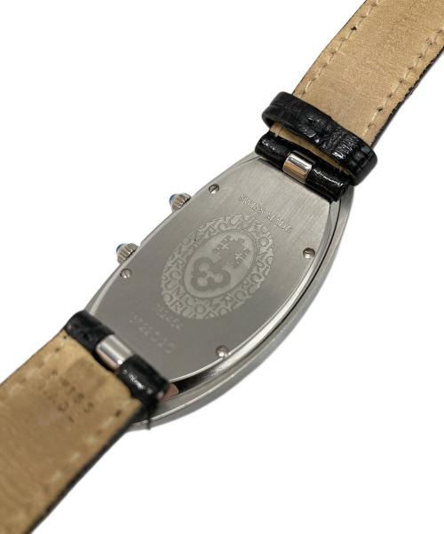 CORUM（コルム）CORUM (コルム) オーバル型腕時計 ホワイトの古着・服飾アイテム