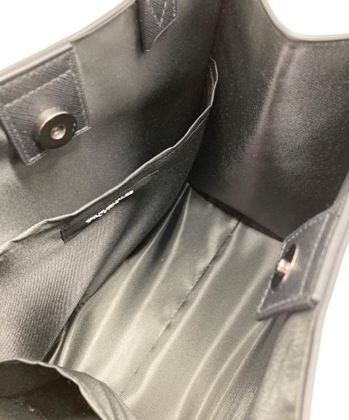 1PIU1UGUALE3 RELAX（ウノピゥウノウグァーレトレ リラックス）1PIU1UGUALE3 RELAX (ウノピゥウノウグァーレトレ リラックス) ハンドバッグ ブラックの古着・服飾アイテム