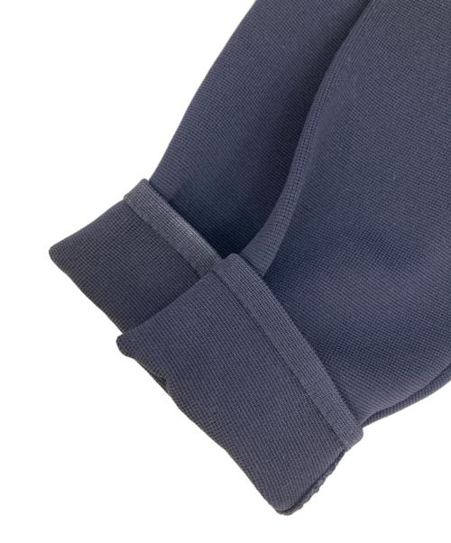 green label relaxing（グリーンレーベルリラクシング）green label relaxing (グリーンレーベルリラクシング) フォルム ゴールドボタン ノーカラー ニット カーディガン ネイビー サイズ:FREEの古着・服飾アイテム